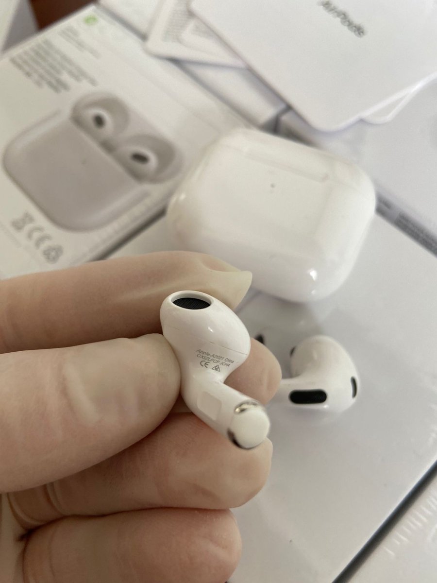AIRPODS SERIE 3 PRO - Bora