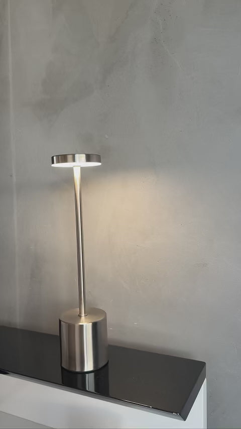 Lámpara Táctil Recargable De Metal - Luma